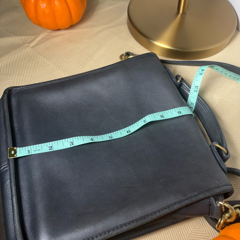 RARE! Vintage Coach Navy Leather Crossbody #0032-323
Made in the United States! - Picture 14 of 15